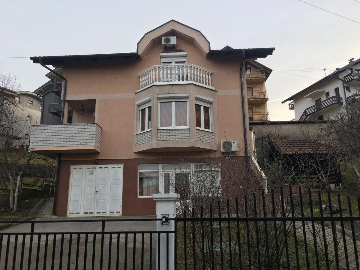 Apartment Mirjana บันยาลูกา ภายนอก รูปภาพ